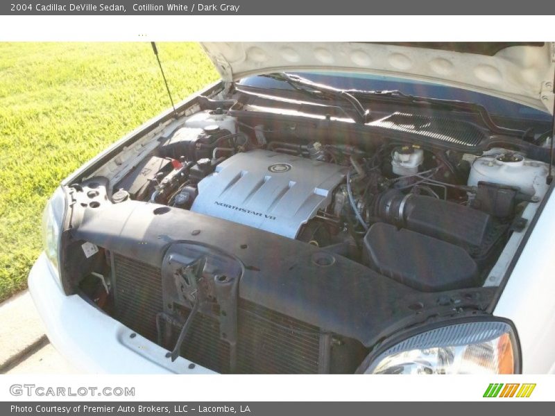 Cotillion White / Dark Gray 2004 Cadillac DeVille Sedan