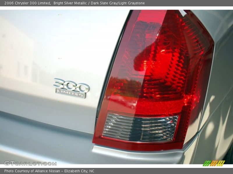 Bright Silver Metallic / Dark Slate Gray/Light Graystone 2006 Chrysler 300 Limited