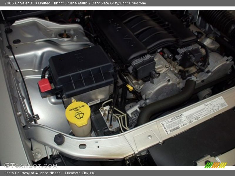 Bright Silver Metallic / Dark Slate Gray/Light Graystone 2006 Chrysler 300 Limited