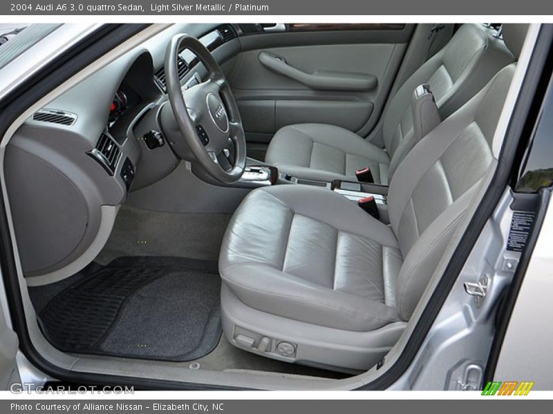  2004 A6 3.0 quattro Sedan Platinum Interior