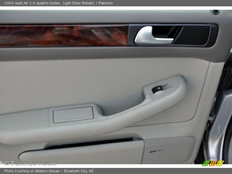 Door Panel of 2004 A6 3.0 quattro Sedan