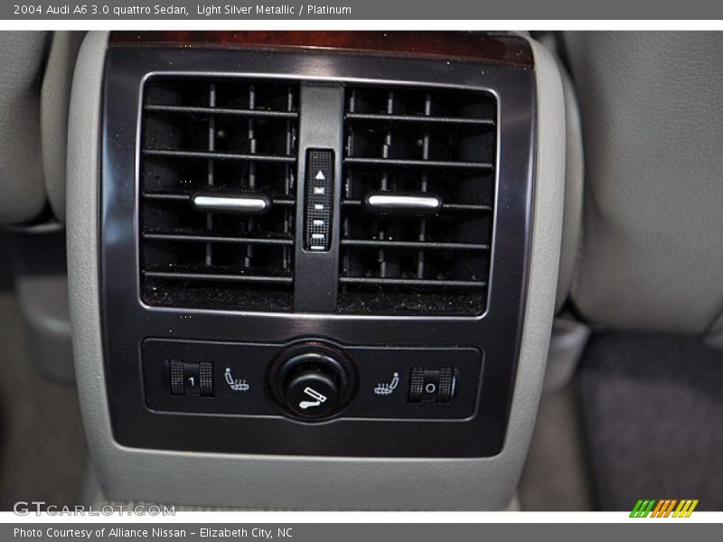 Light Silver Metallic / Platinum 2004 Audi A6 3.0 quattro Sedan