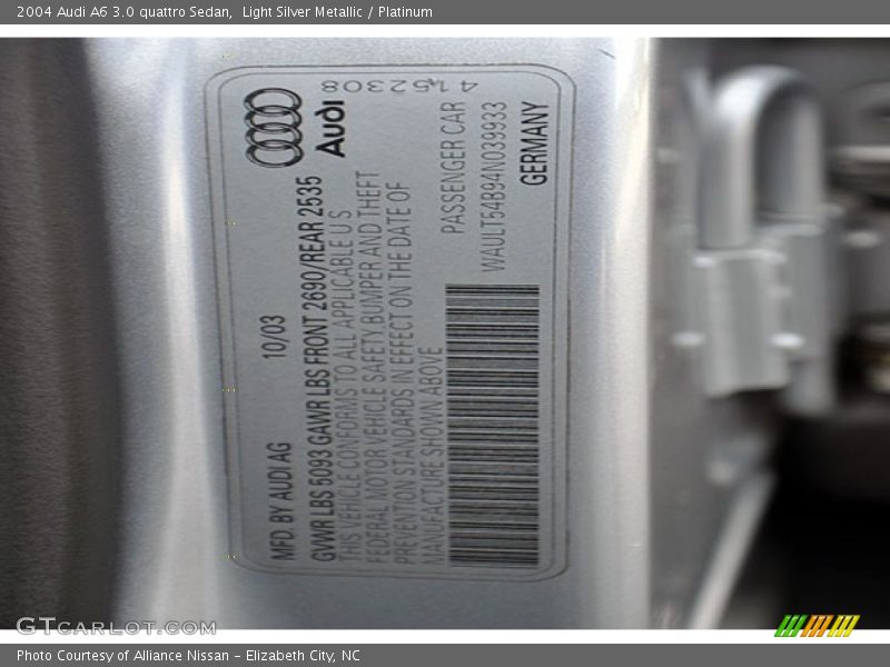 Light Silver Metallic / Platinum 2004 Audi A6 3.0 quattro Sedan