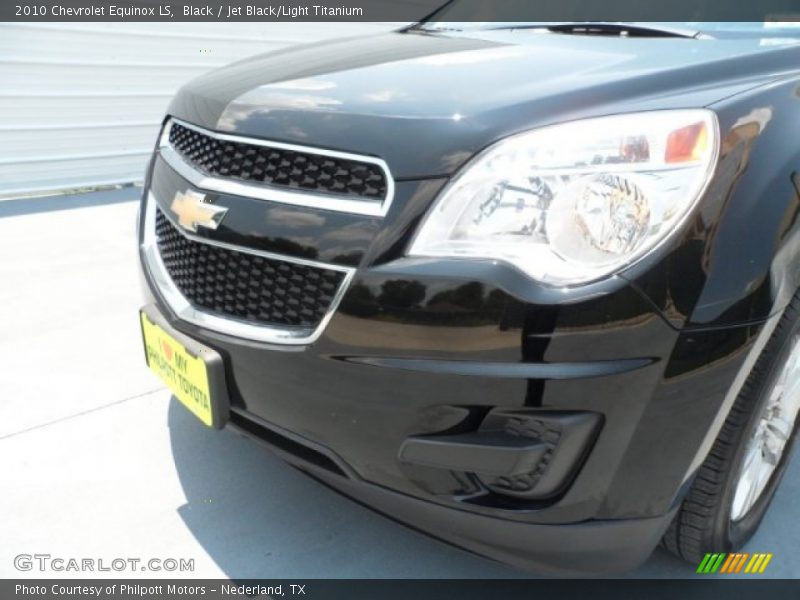 Black / Jet Black/Light Titanium 2010 Chevrolet Equinox LS