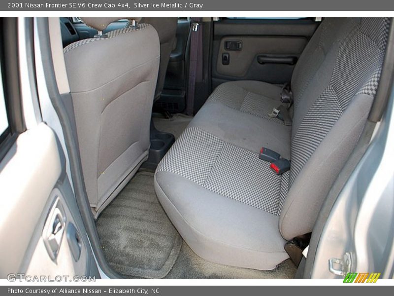 Silver Ice Metallic / Gray 2001 Nissan Frontier SE V6 Crew Cab 4x4