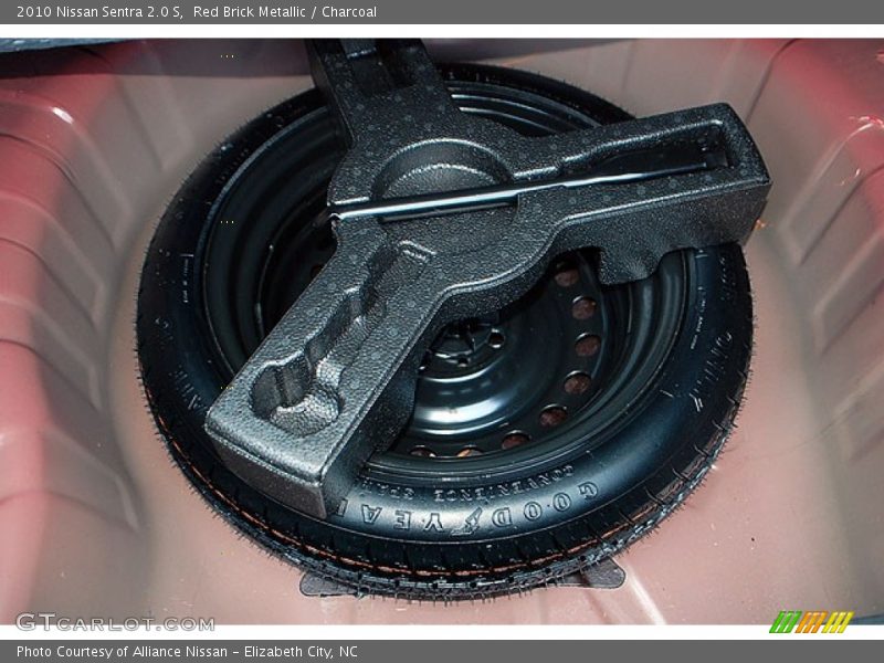 Red Brick Metallic / Charcoal 2010 Nissan Sentra 2.0 S