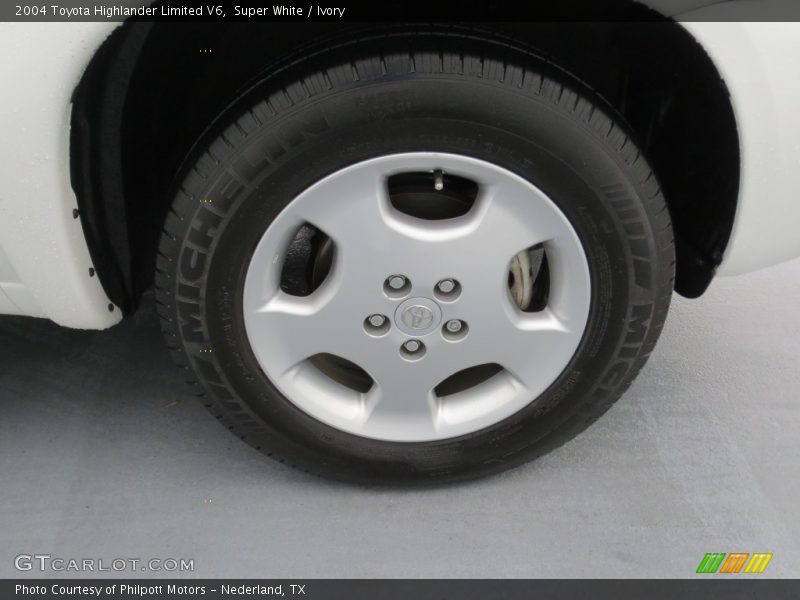 Super White / Ivory 2004 Toyota Highlander Limited V6