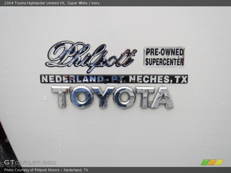Super White / Ivory 2004 Toyota Highlander Limited V6