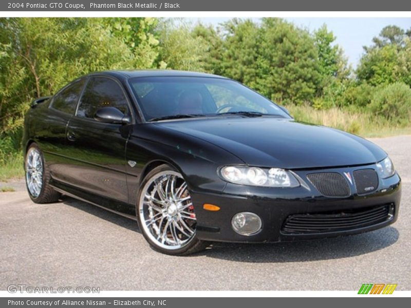 Phantom Black Metallic / Black 2004 Pontiac GTO Coupe