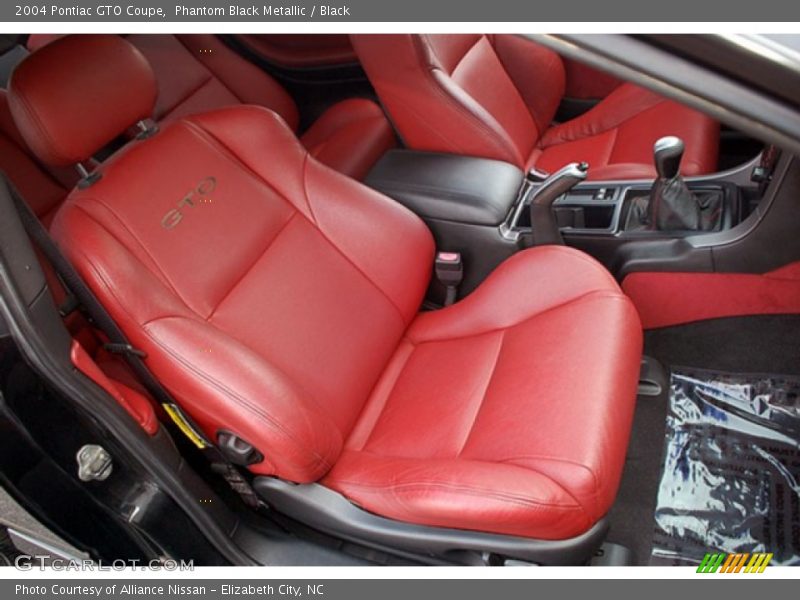 Front Seat of 2004 GTO Coupe