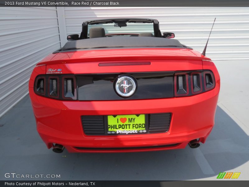 Race Red / Charcoal Black 2013 Ford Mustang V6 Convertible