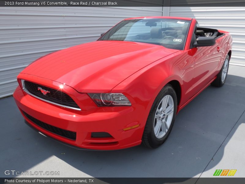 Race Red / Charcoal Black 2013 Ford Mustang V6 Convertible