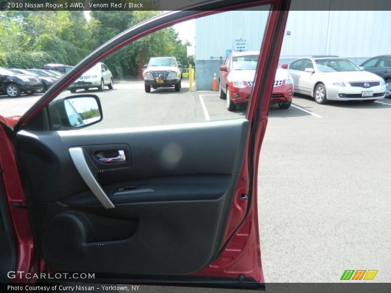Venom Red / Black 2010 Nissan Rogue S AWD