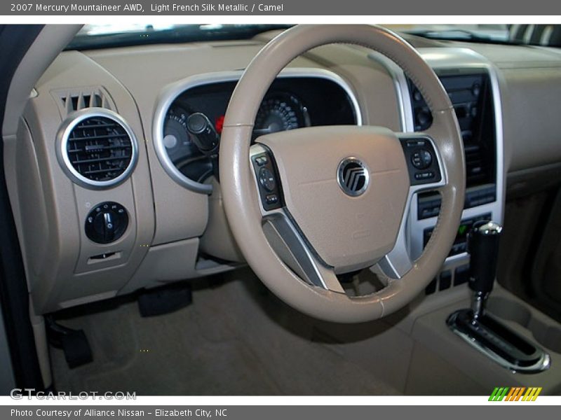 Light French Silk Metallic / Camel 2007 Mercury Mountaineer AWD