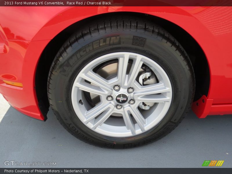 Race Red / Charcoal Black 2013 Ford Mustang V6 Convertible