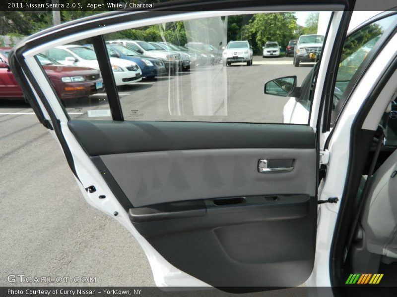 Aspen White / Charcoal 2011 Nissan Sentra 2.0 S