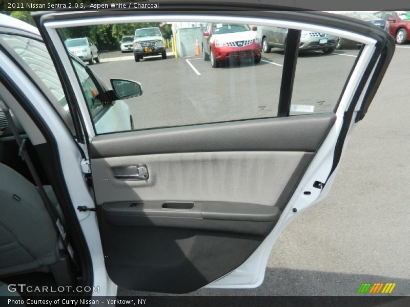 Aspen White / Charcoal 2011 Nissan Sentra 2.0 S