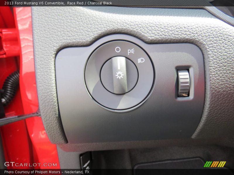 Race Red / Charcoal Black 2013 Ford Mustang V6 Convertible