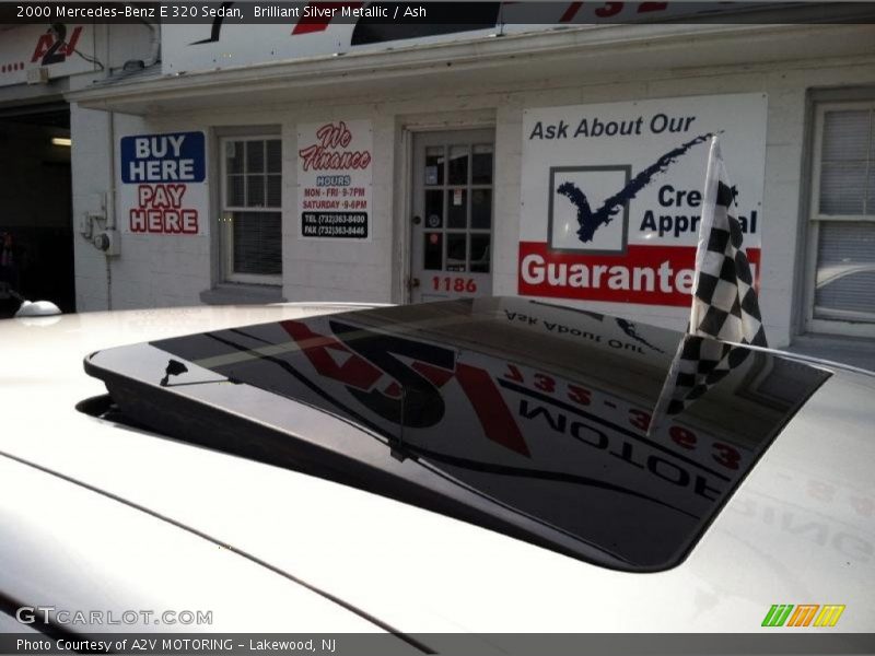 Brilliant Silver Metallic / Ash 2000 Mercedes-Benz E 320 Sedan