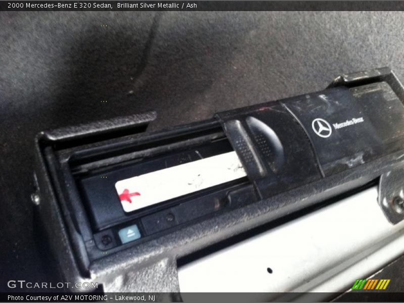 Brilliant Silver Metallic / Ash 2000 Mercedes-Benz E 320 Sedan