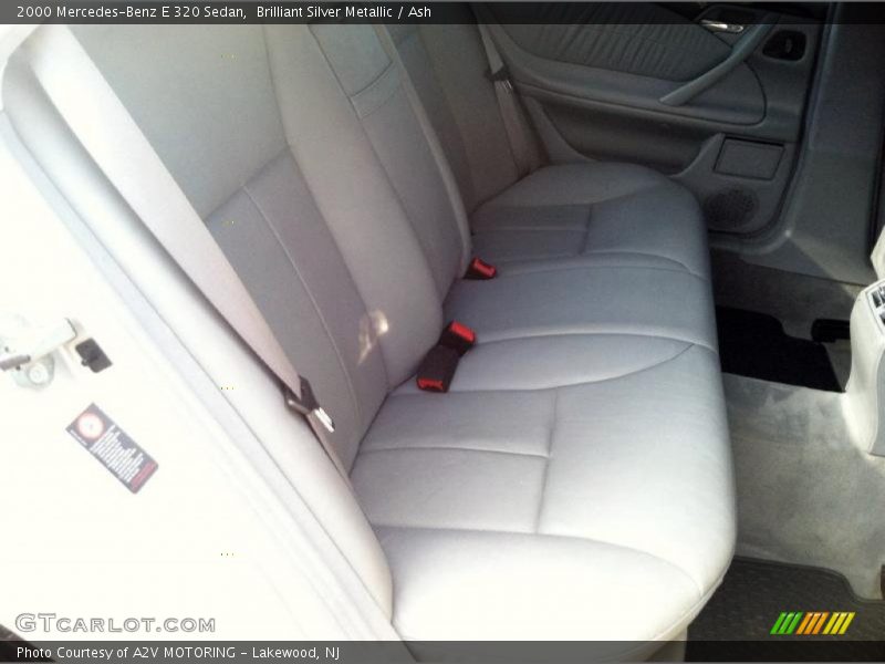 Brilliant Silver Metallic / Ash 2000 Mercedes-Benz E 320 Sedan