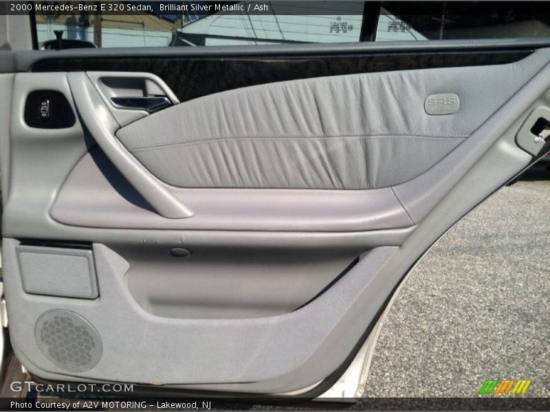 Brilliant Silver Metallic / Ash 2000 Mercedes-Benz E 320 Sedan
