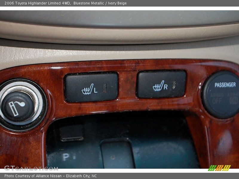 Bluestone Metallic / Ivory Beige 2006 Toyota Highlander Limited 4WD