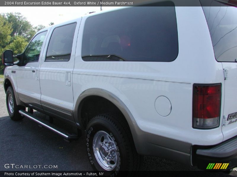 Oxford White / Medium Parchment 2004 Ford Excursion Eddie Bauer 4x4