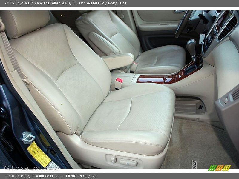Bluestone Metallic / Ivory Beige 2006 Toyota Highlander Limited 4WD
