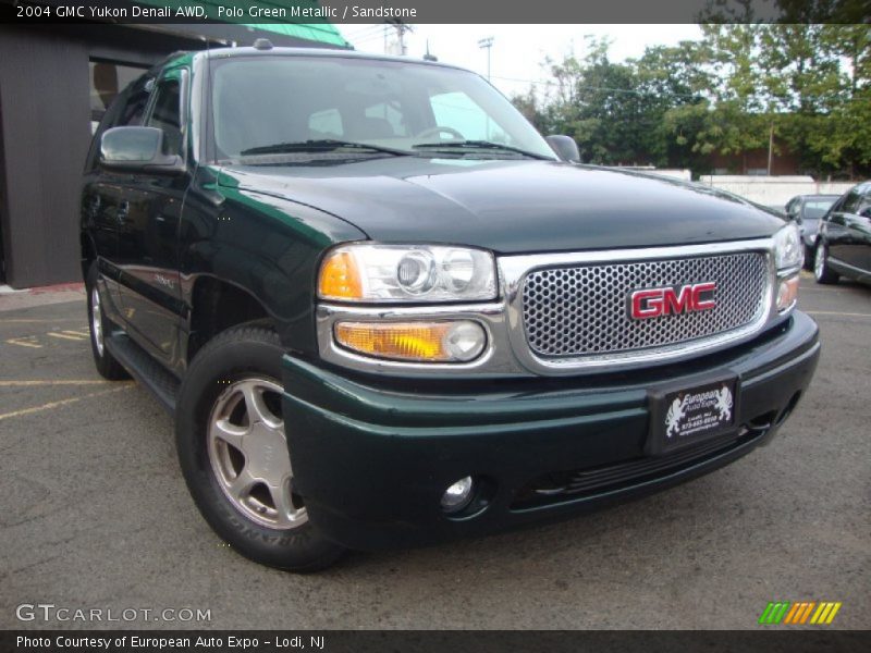 Polo Green Metallic / Sandstone 2004 GMC Yukon Denali AWD