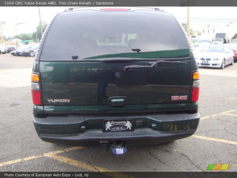 Polo Green Metallic / Sandstone 2004 GMC Yukon Denali AWD