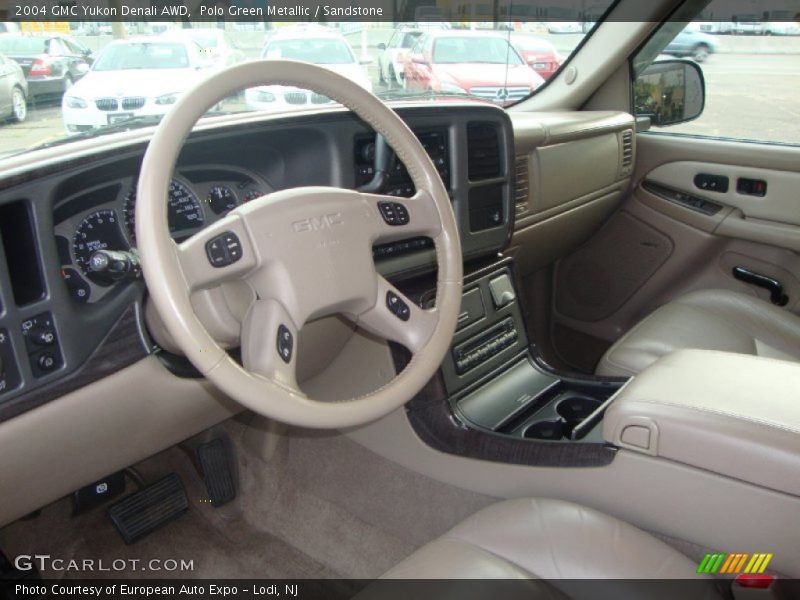 Polo Green Metallic / Sandstone 2004 GMC Yukon Denali AWD