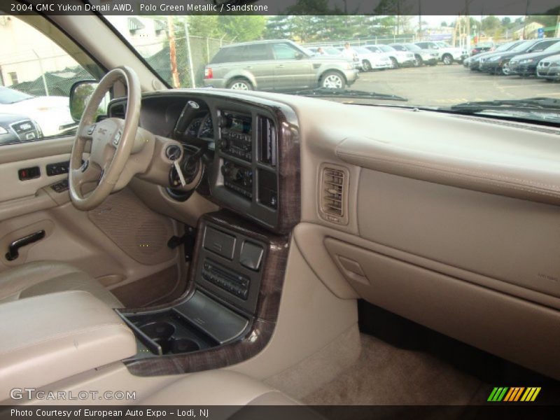 Polo Green Metallic / Sandstone 2004 GMC Yukon Denali AWD