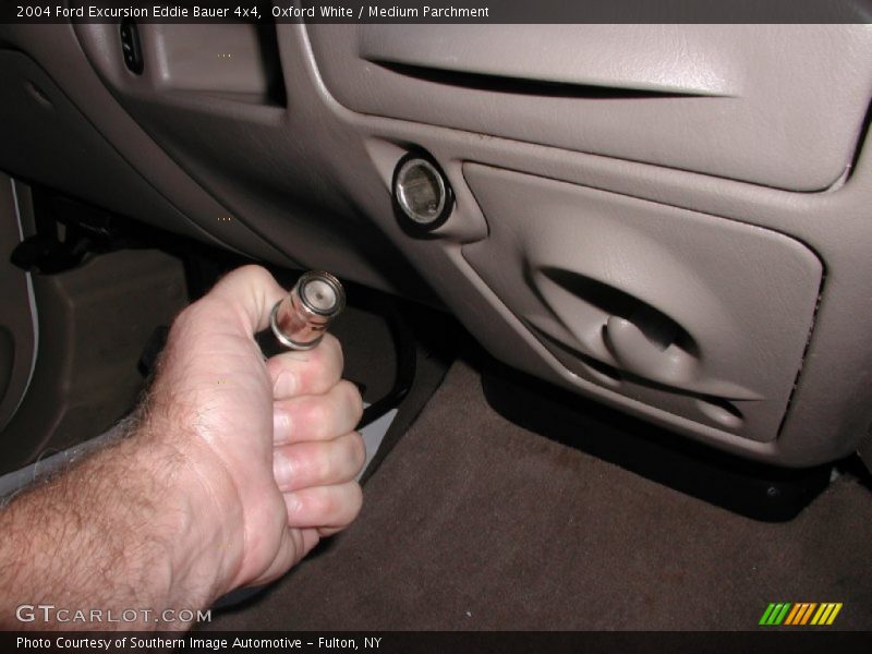 Oxford White / Medium Parchment 2004 Ford Excursion Eddie Bauer 4x4