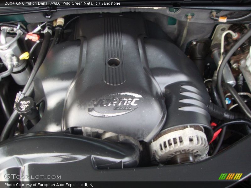 Polo Green Metallic / Sandstone 2004 GMC Yukon Denali AWD