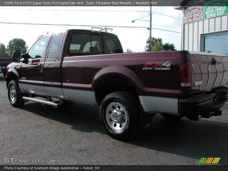 Dark Toreador Red Metallic / Medium Flint 2005 Ford F250 Super Duty FX4 SuperCab 4x4