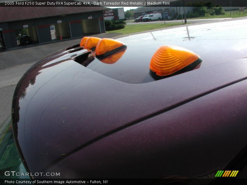 Dark Toreador Red Metallic / Medium Flint 2005 Ford F250 Super Duty FX4 SuperCab 4x4