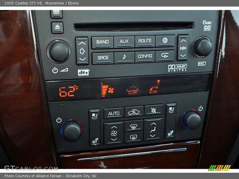 Controls of 2005 STS V8