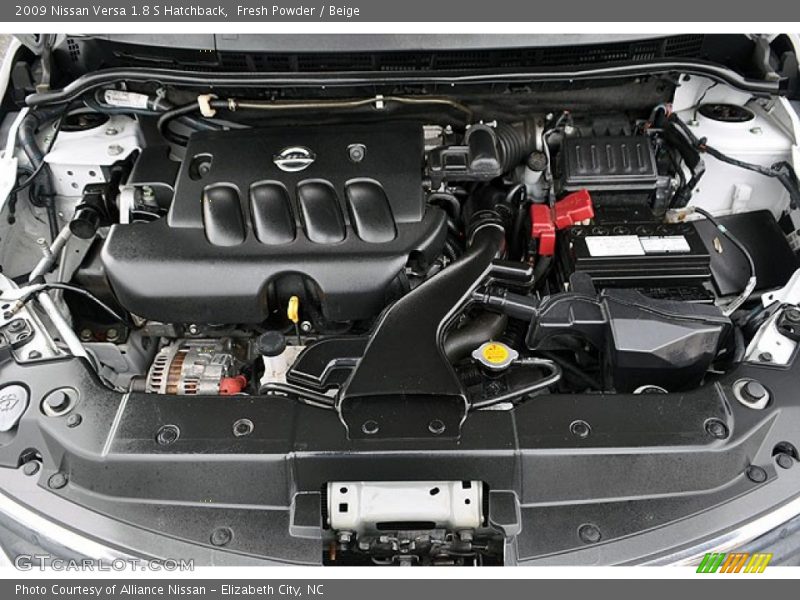 Fresh Powder / Beige 2009 Nissan Versa 1.8 S Hatchback