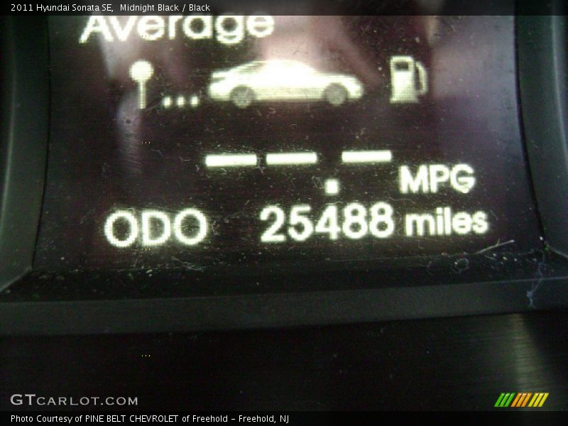 Midnight Black / Black 2011 Hyundai Sonata SE