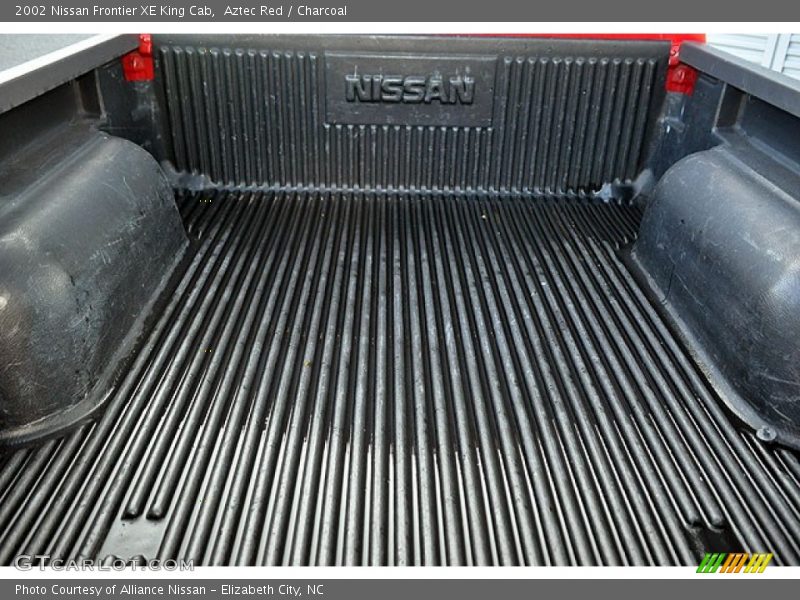 Aztec Red / Charcoal 2002 Nissan Frontier XE King Cab
