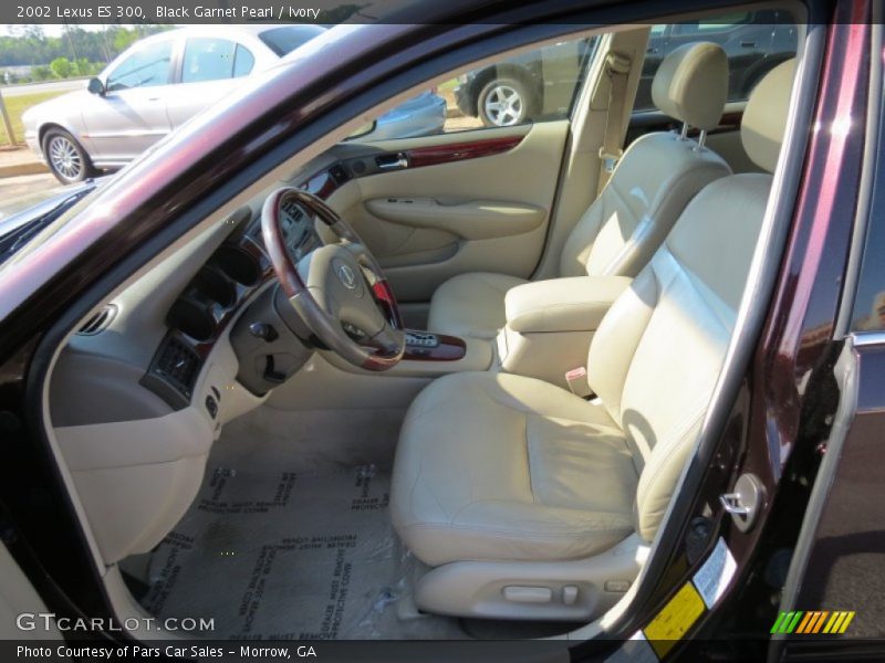 Black Garnet Pearl / Ivory 2002 Lexus ES 300