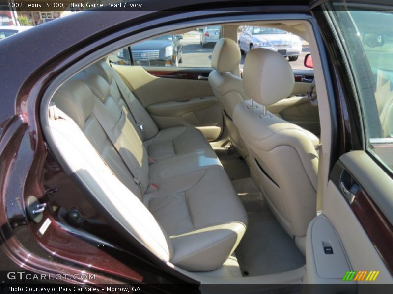 Black Garnet Pearl / Ivory 2002 Lexus ES 300