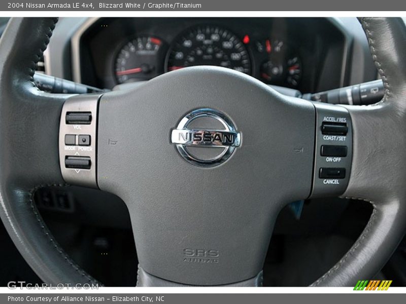 Blizzard White / Graphite/Titanium 2004 Nissan Armada LE 4x4