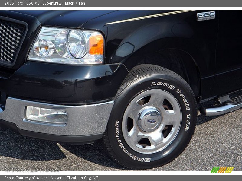 Black / Tan 2005 Ford F150 XLT SuperCrew