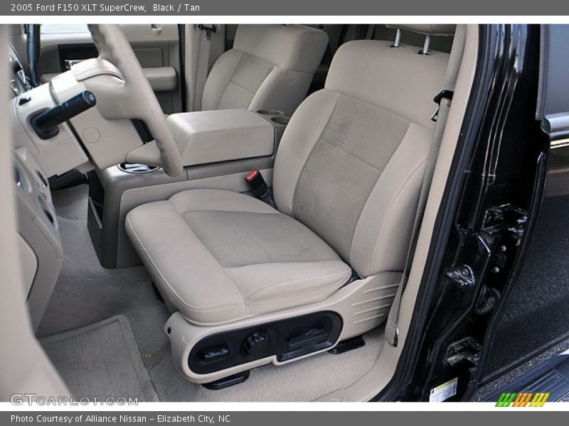 Black / Tan 2005 Ford F150 XLT SuperCrew