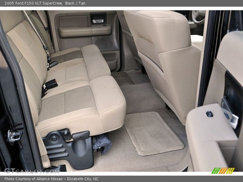 Black / Tan 2005 Ford F150 XLT SuperCrew