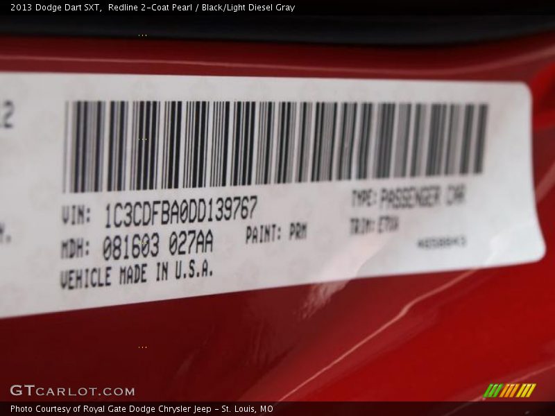 Redline 2-Coat Pearl / Black/Light Diesel Gray 2013 Dodge Dart SXT
