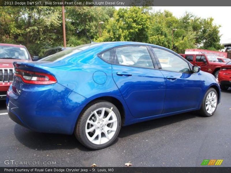  2013 Dart SXT Blue Streak Pearl Coat