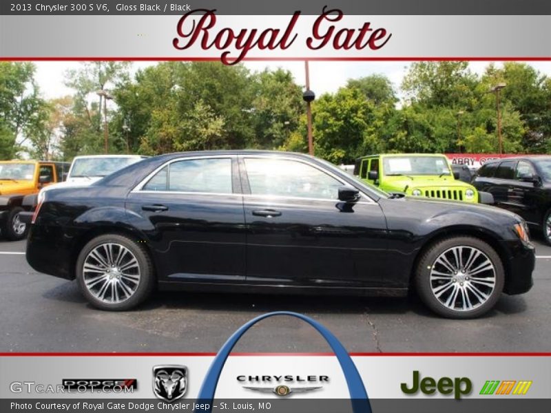 Gloss Black / Black 2013 Chrysler 300 S V6